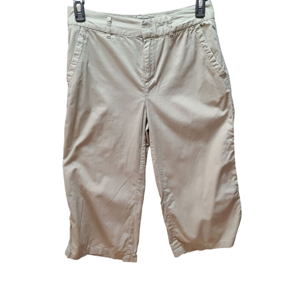 Caribbean Joe Womens Capri Pants Khaki Size 8 100% Cotton Zipper Button Closure